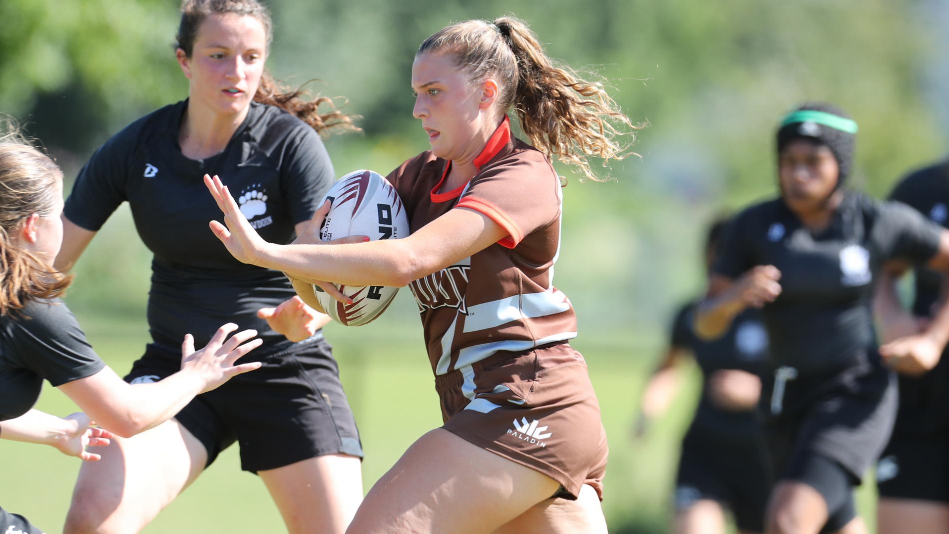 Bears hold strong and preserve a 26-19 lead to take the match Brown women's rugby team opened the 2018 15s season with a 26-19 victory over Sacred Heart
